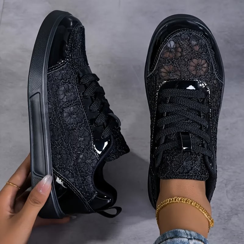 Floria™ – Sneaker in pizzo floreale elegante
