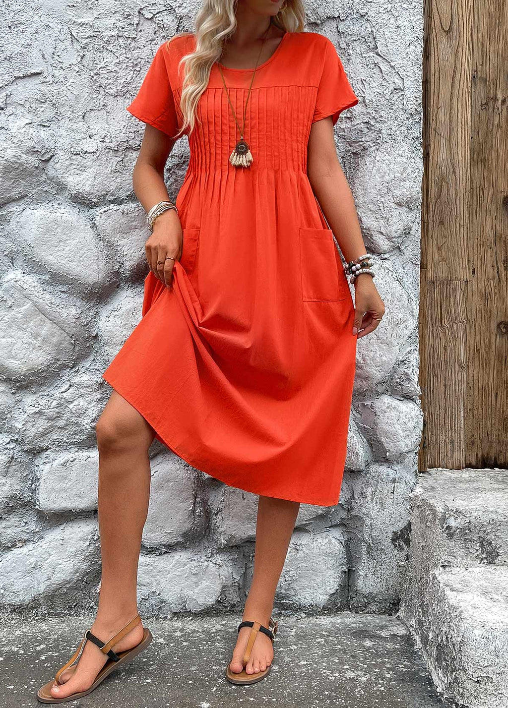 Robe À Manches Courtes & À Col Rond