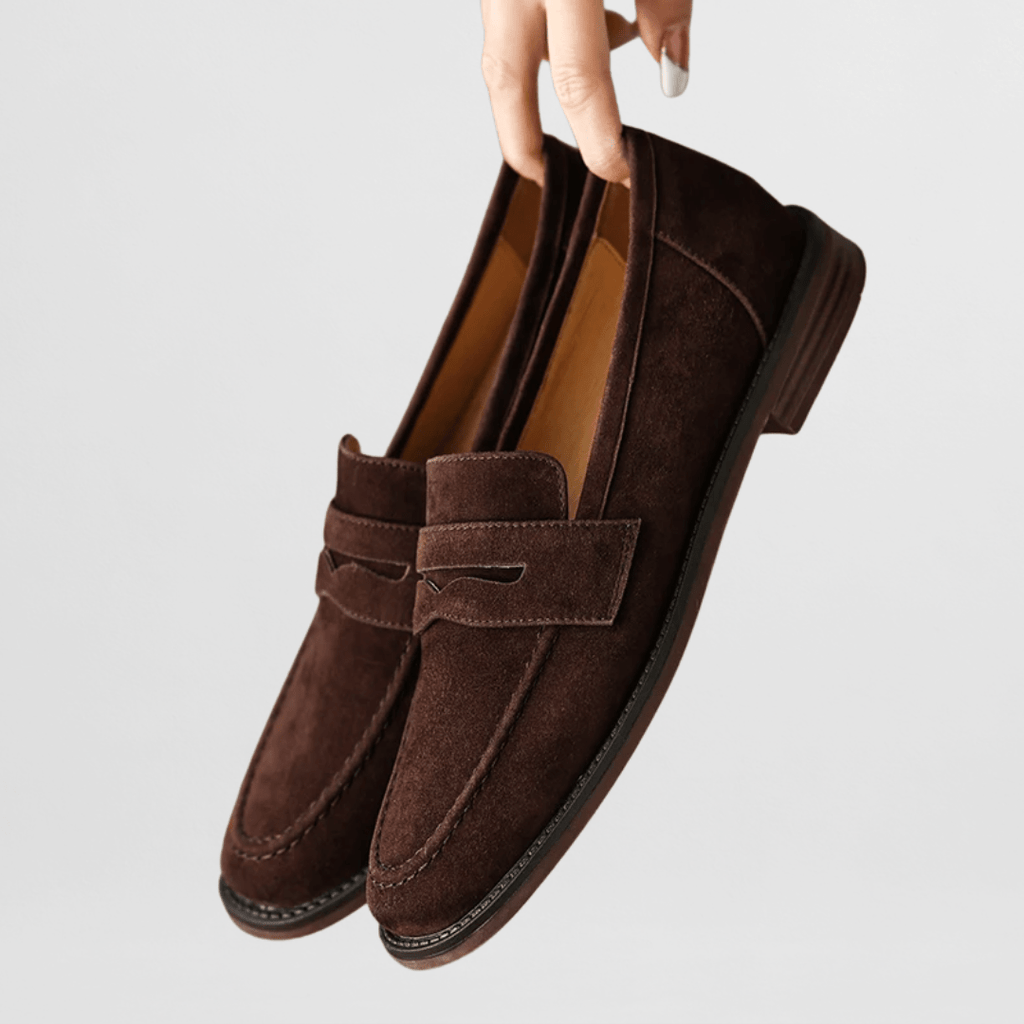 Lina™ – Mocassini Classici in Suede