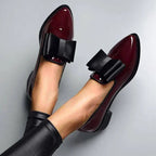 Mocassins à nœud en cuir verni