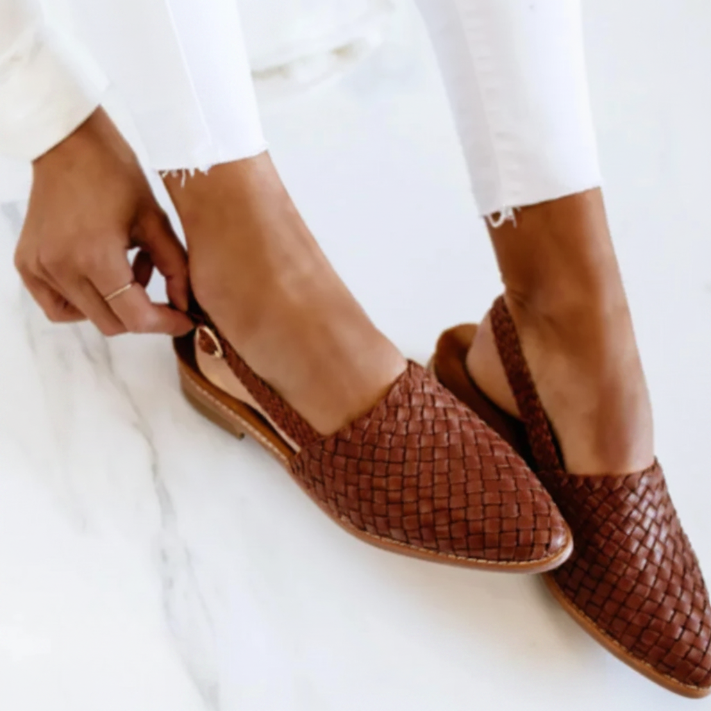 Aela™ – Slip-on Ultraleggere con Supporto Ammortizzato