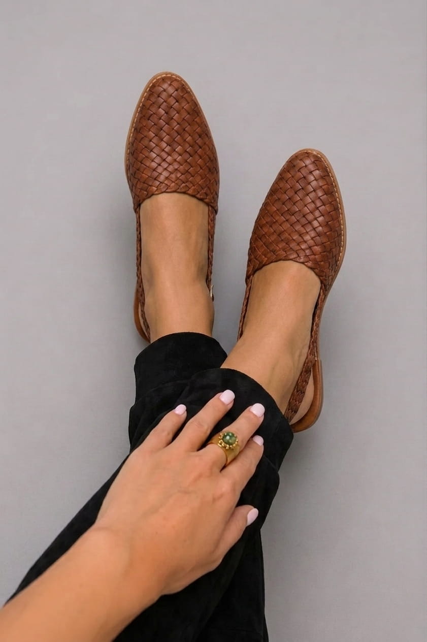 Aela™ – Slip-on Ultraleggere con Supporto Ammortizzato