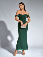 Robe À Épaules Dénudées, Froncée & Zippée Dans Le Dos