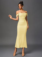 Robe À Épaules Dénudées, Froncée & Zippée Dans Le Dos