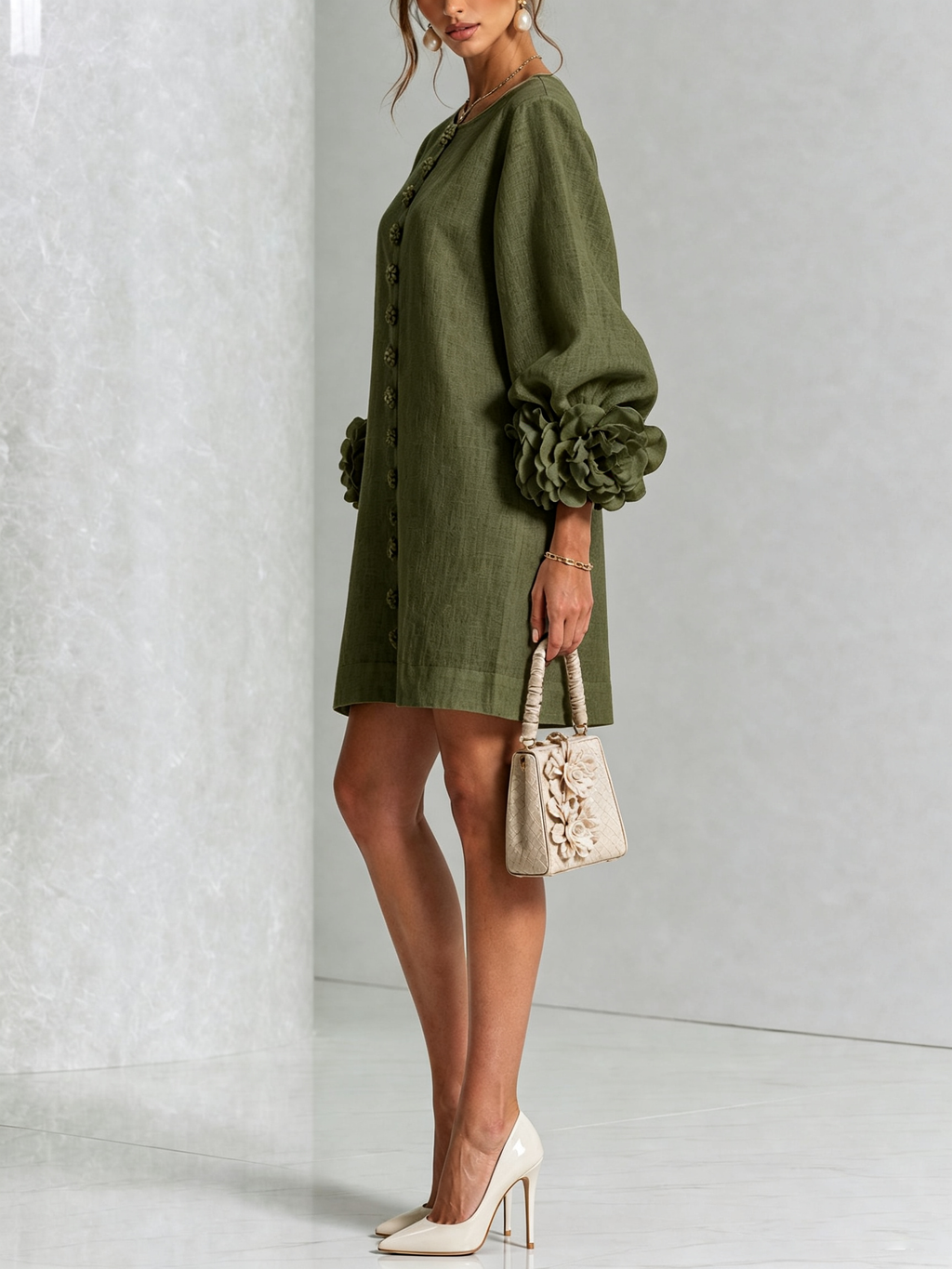 Robe Boutonnée Avec Des Poignets À Motif Floral