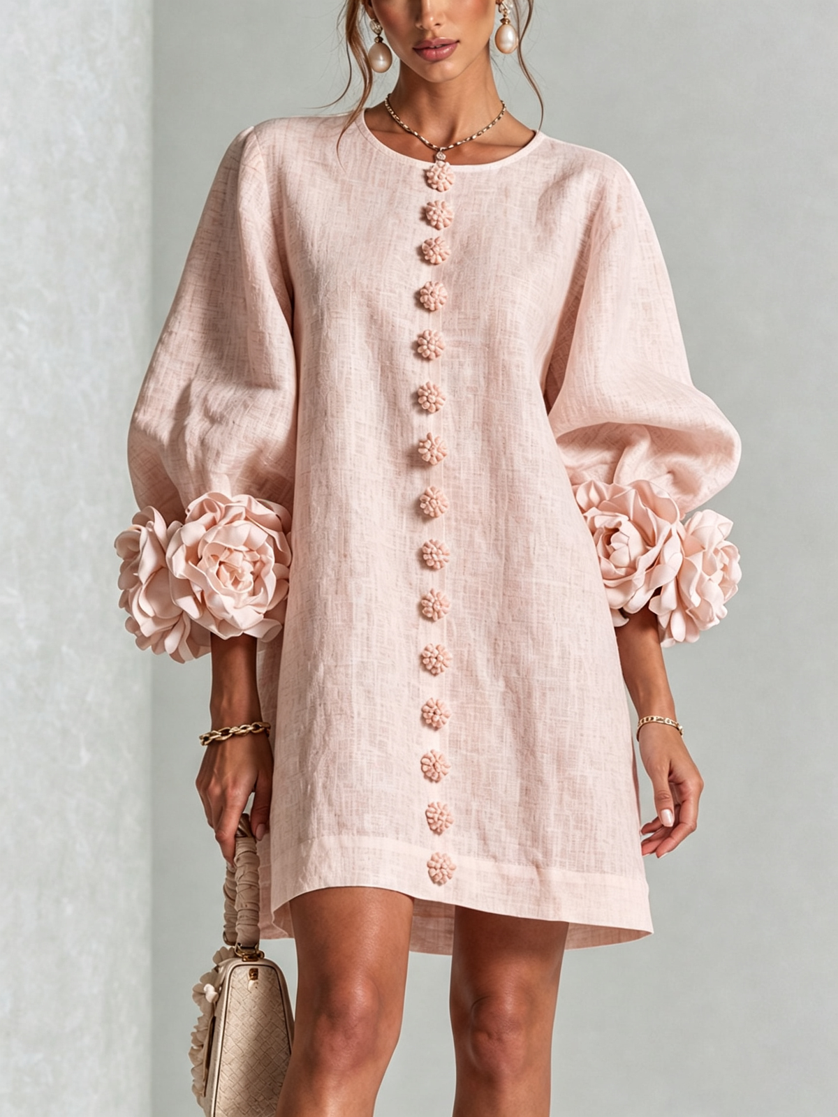Robe Boutonnée Avec Des Poignets À Motif Floral