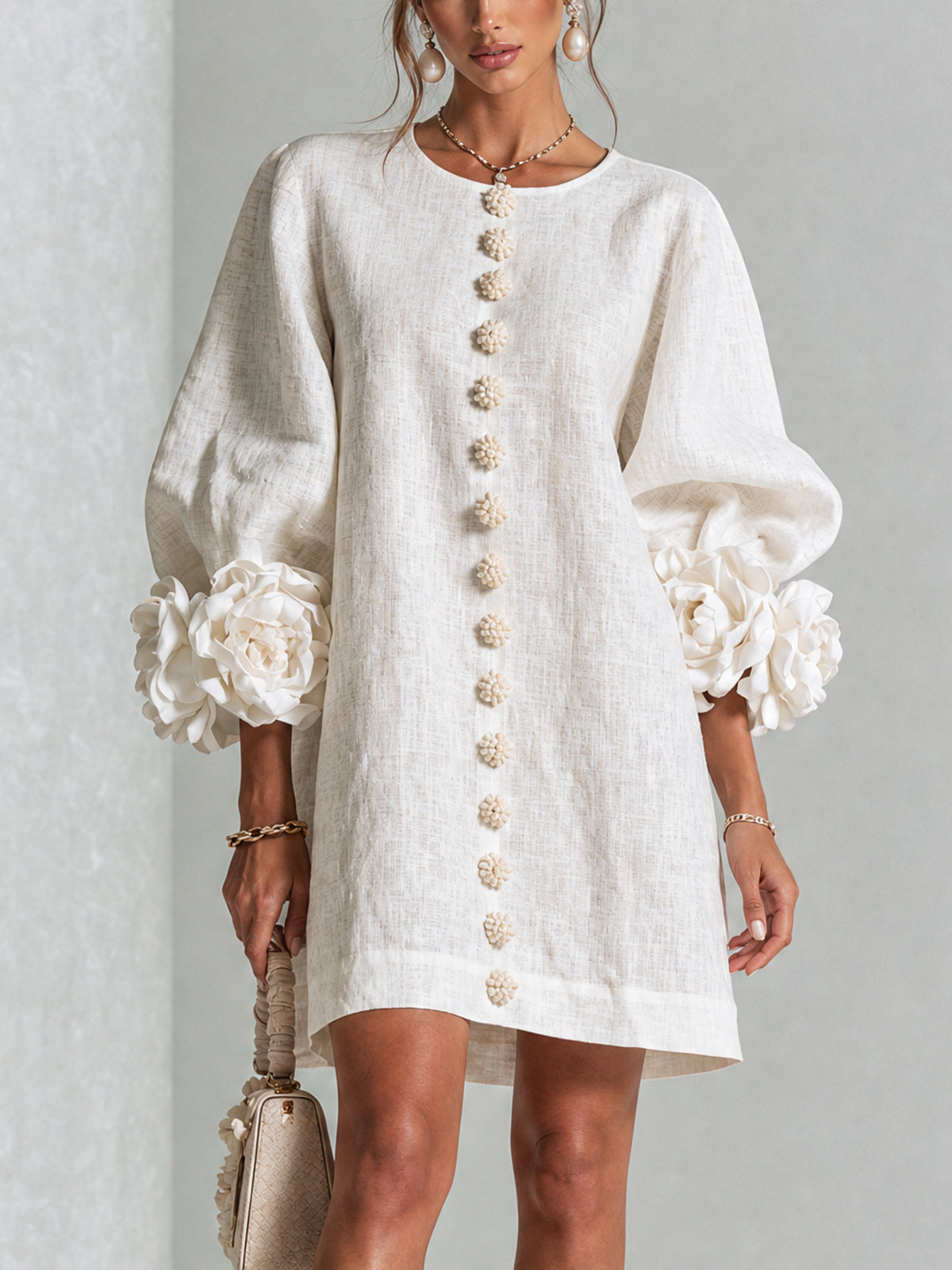 Robe Boutonnée Avec Des Poignets À Motif Floral