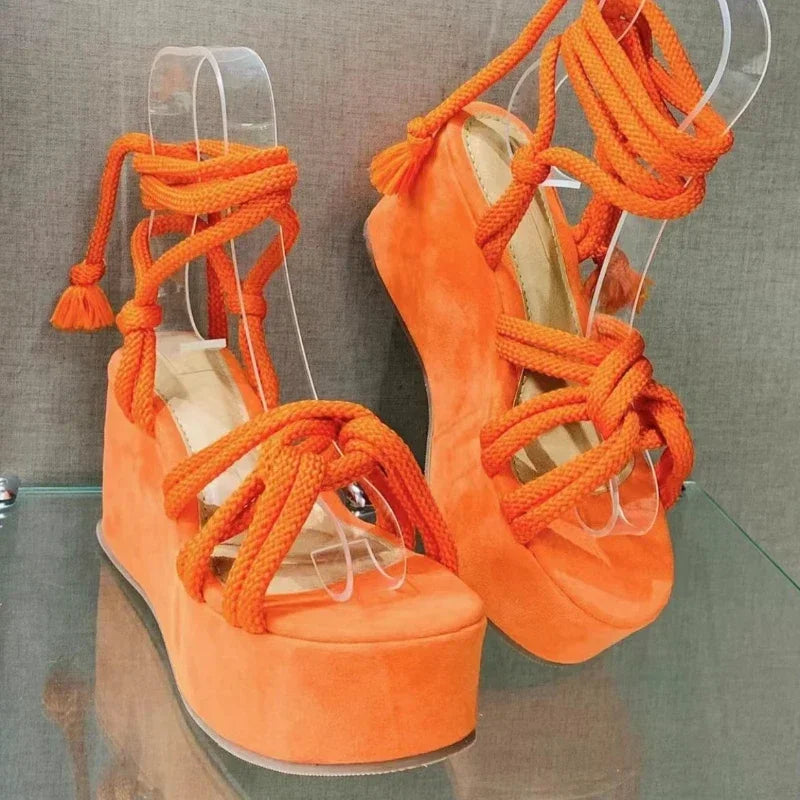 Sandales Fanny Avec Semelle Compensée À Lacets